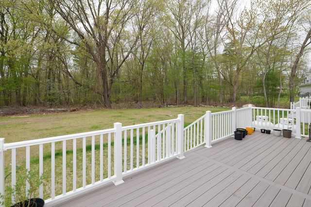 615 Norfolk St, Holliston, MA 01746