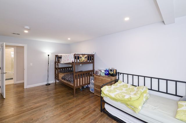 615 Norfolk St, Holliston, MA 01746