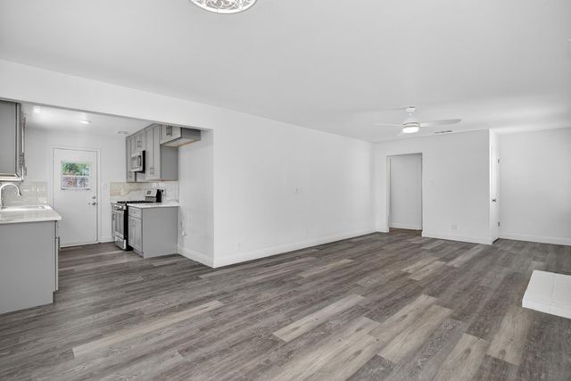 222 Pereira Ave, Tracy, CA 95376