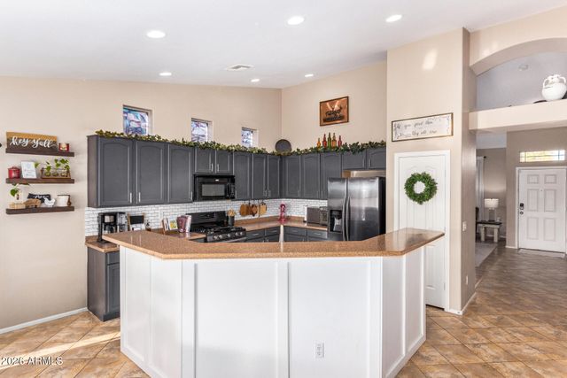 29983 W FAIRMOUNT Avenue, Buckeye, AZ 85396