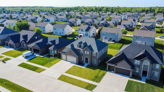 19221 Thompson Drive, Macomb, MI 48042