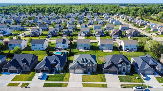19221 Thompson Drive, Macomb, MI 48042