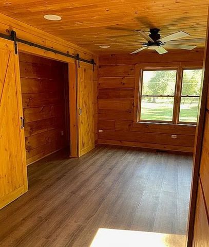 1941 Upper Station Camp Circle, Cottontown, TN 37048