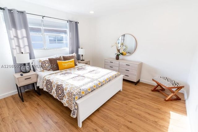 329 SE 2nd St 1-2, Hallandale Beach, FL 33009