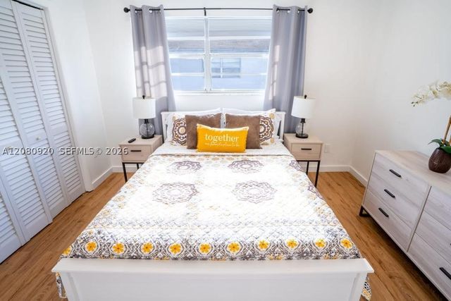 329 SE 2nd St 1-2, Hallandale Beach, FL 33009