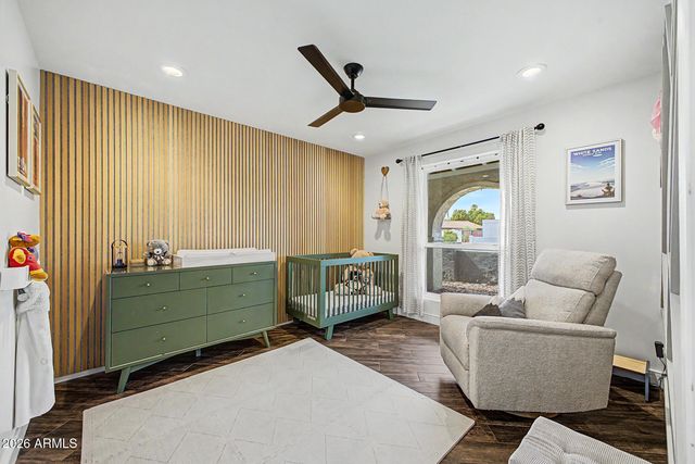 333 E Deepdale Road, Phoenix, AZ 85022