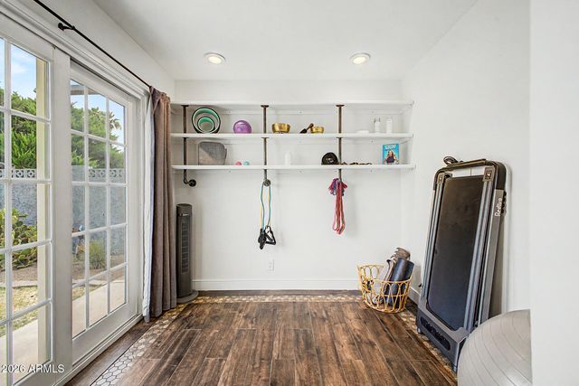 333 E Deepdale Road, Phoenix, AZ 85022
