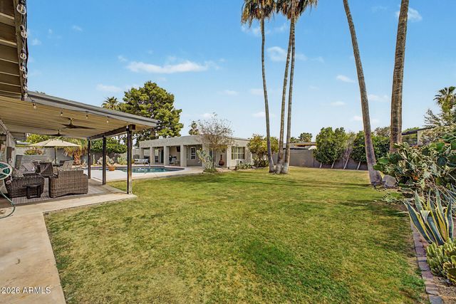 333 E Deepdale Road, Phoenix, AZ 85022