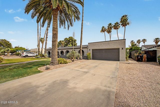 333 E Deepdale Road, Phoenix, AZ 85022