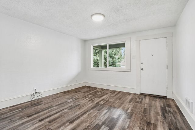 628 E Longfellow Ave, Spokane, WA 99207