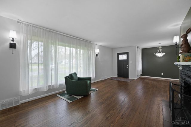 7 N Marshall, Middletown, OH 45042