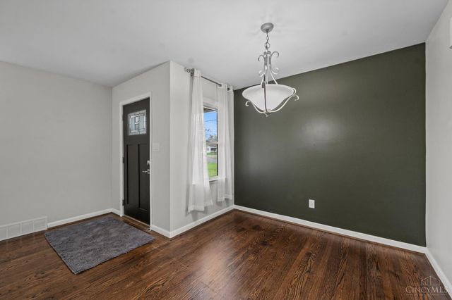 7 N Marshall, Middletown, OH 45042