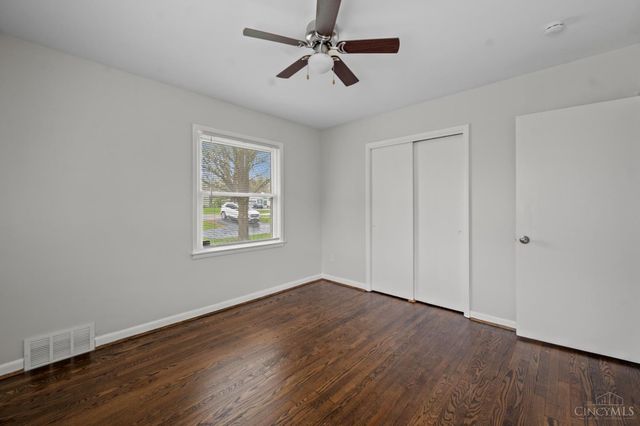 7 N Marshall, Middletown, OH 45042