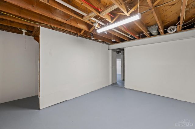 7 N Marshall, Middletown, OH 45042