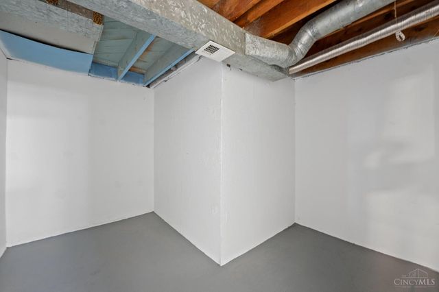 7 N Marshall, Middletown, OH 45042