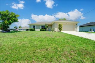 1142 NW 27th PL, Cape Coral, FL 33993
