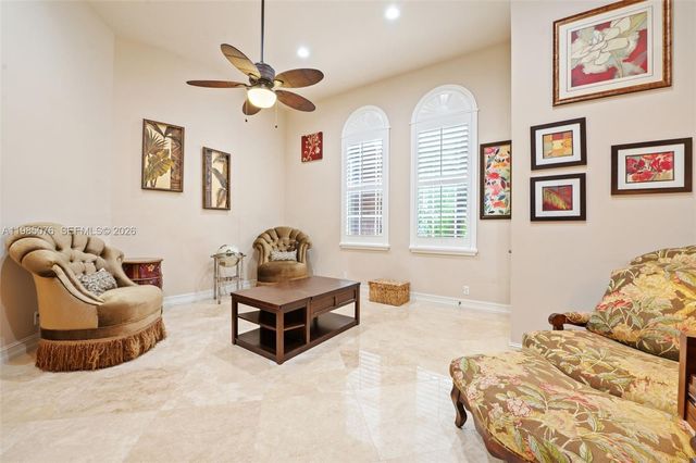 12821 Kapok Ln, Davie, FL 33330