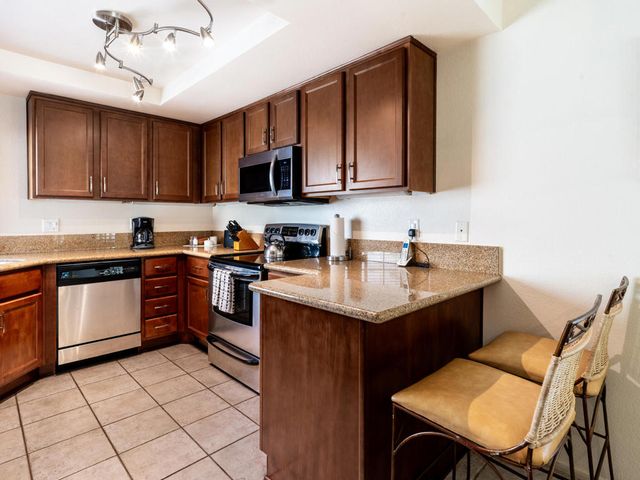43710 Avenida Alicante, Palm Desert, CA 92211