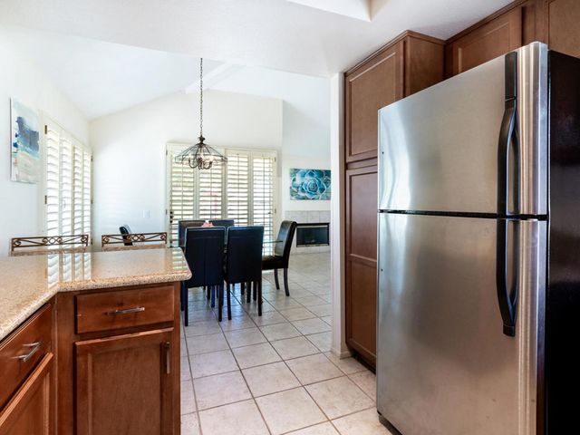 43710 Avenida Alicante, Palm Desert, CA 92211
