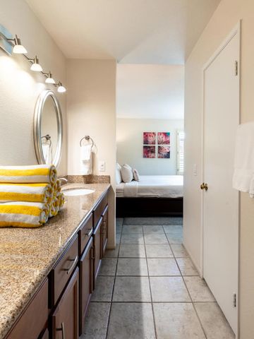 43710 Avenida Alicante, Palm Desert, CA 92211