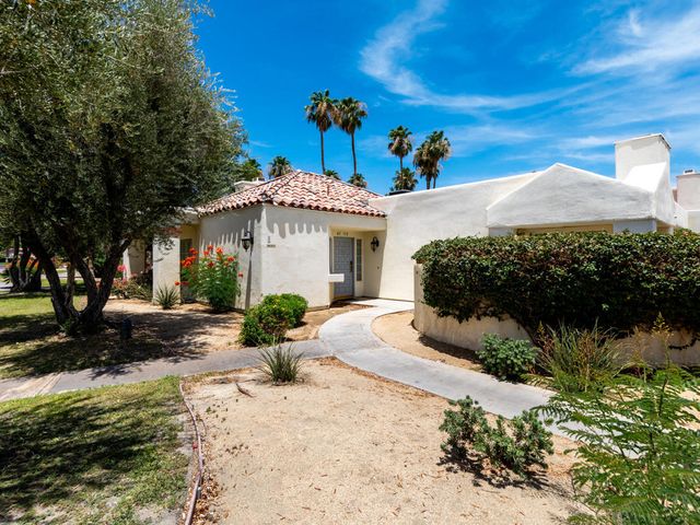 43710 Avenida Alicante, Palm Desert, CA 92211