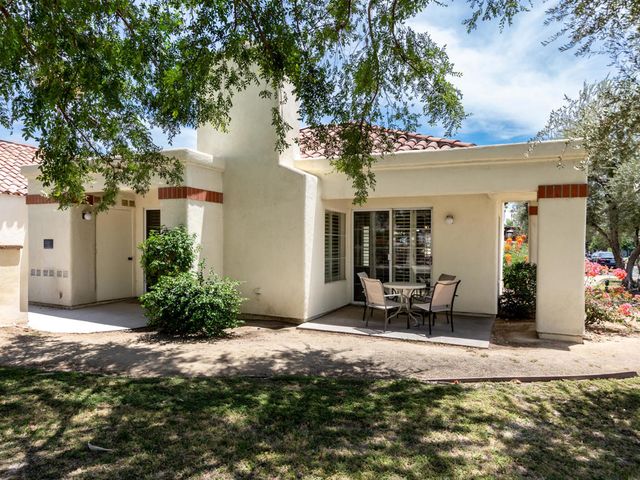 43710 Avenida Alicante, Palm Desert, CA 92211