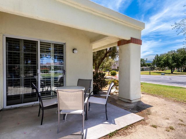 43710 Avenida Alicante, Palm Desert, CA 92211
