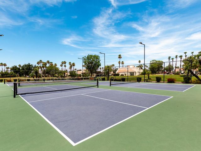 43710 Avenida Alicante, Palm Desert, CA 92211