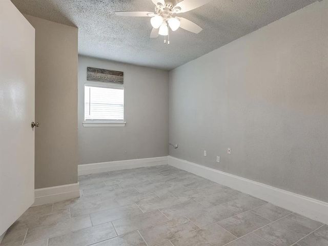 641 SW 15th Street, Moore, OK 73160