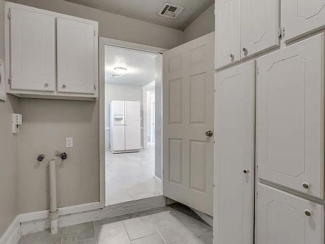 641 SW 15th Street, Moore, OK 73160