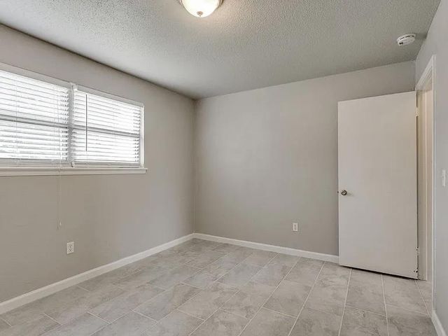641 SW 15th Street, Moore, OK 73160
