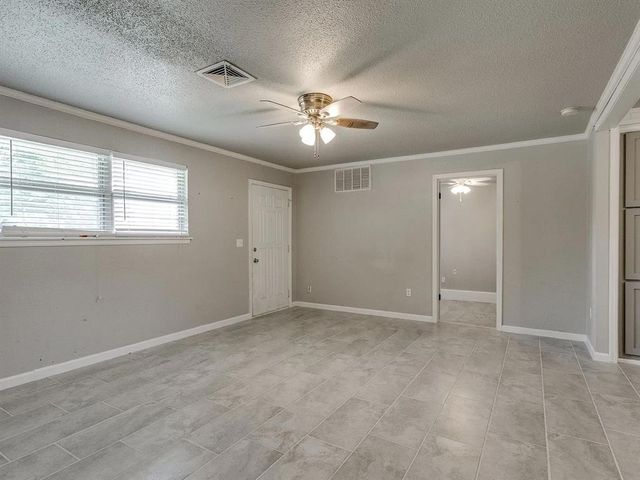641 SW 15th Street, Moore, OK 73160