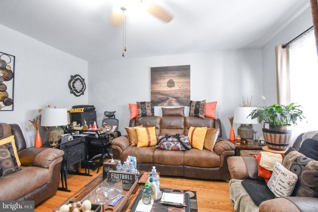 636 GIRARD ST NE, Washington, DC 20017