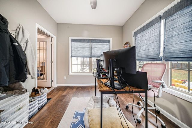 501 N Canterbury Glen Dr, Mt Washington, KY 40047