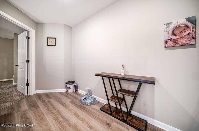 501 N Canterbury Glen Dr, Mt Washington, KY 40047