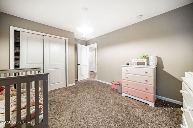 501 N Canterbury Glen Dr, Mt Washington, KY 40047