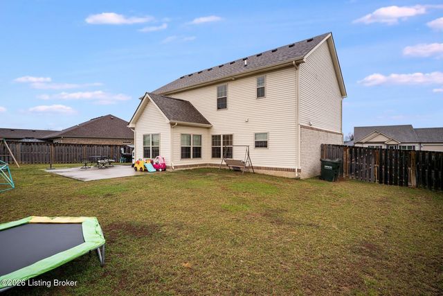 501 N Canterbury Glen Dr, Mt Washington, KY 40047