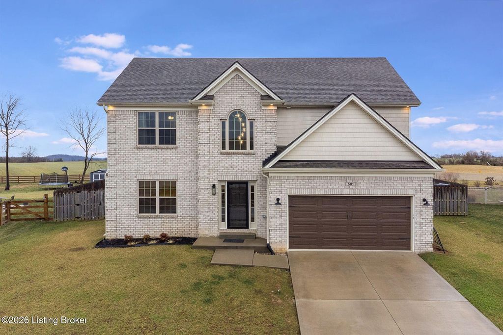 501 N Canterbury Glen Dr, Mt Washington, KY 40047