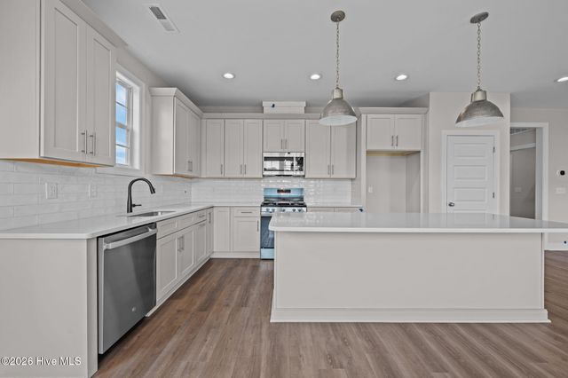 2014 Brighton Drive, New Bern, NC 28562