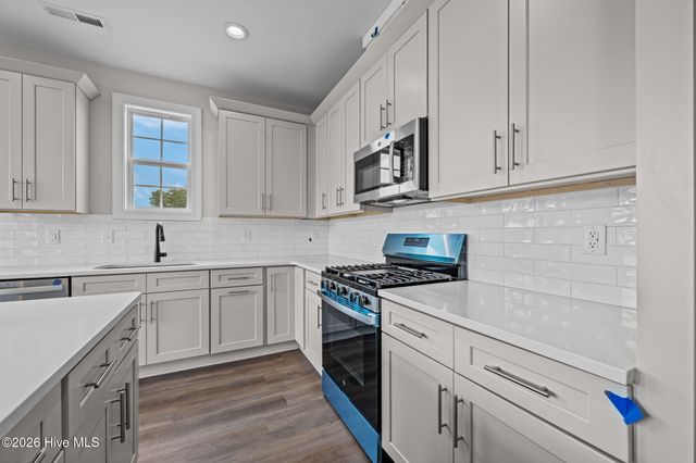 2014 Brighton Drive, New Bern, NC 28562