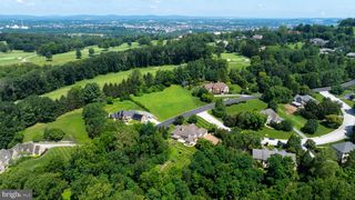 1190 OVERBROOK CIR, York, PA 17403