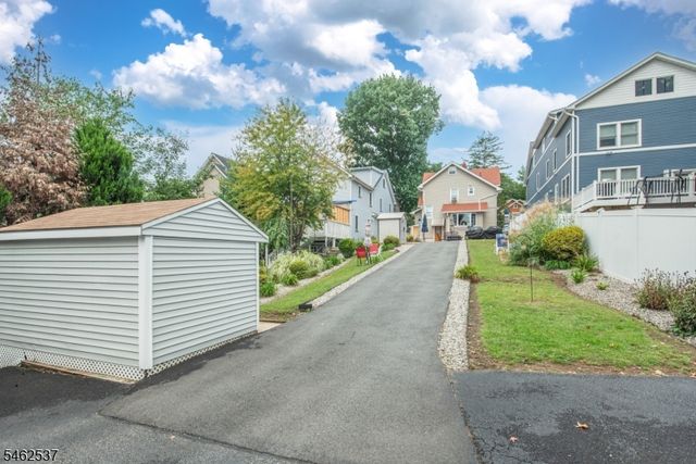 359 Pennington Ave, Passaic City, NJ 07055