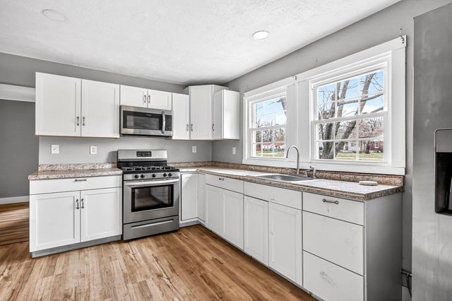 2124 N Kansas Expressway, Springfield, MO 65803