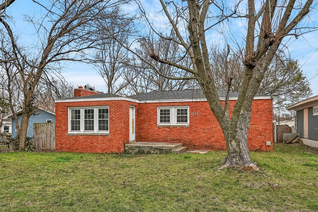 2124 N Kansas Expressway, Springfield, MO 65803