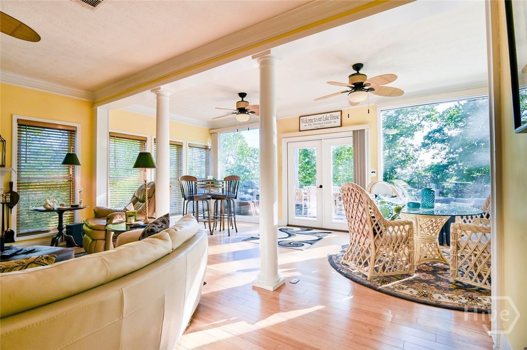 Image 16 of property listing at 194 Sugar Cane Drive, Hartwell, GA 30643