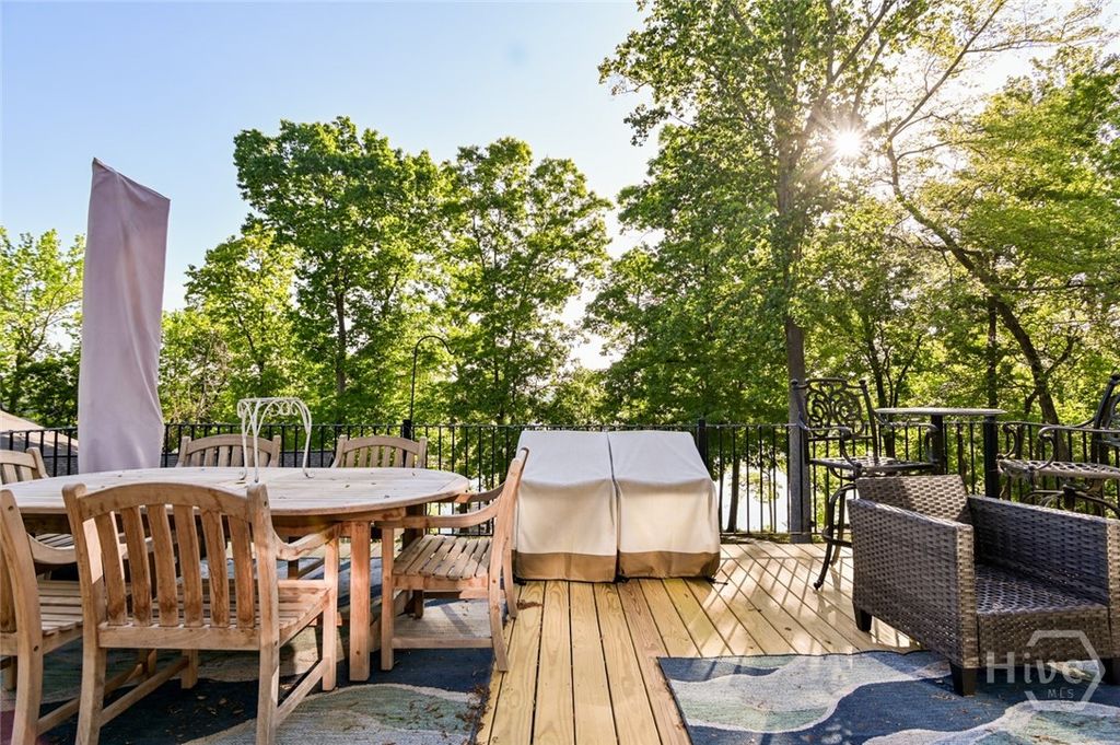 Image 26 of property listing at 194 Sugar Cane Drive, Hartwell, GA 30643
