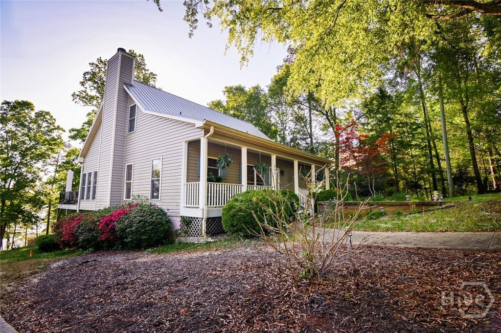 Image 54 of property listing at 194 Sugar Cane Drive, Hartwell, GA 30643