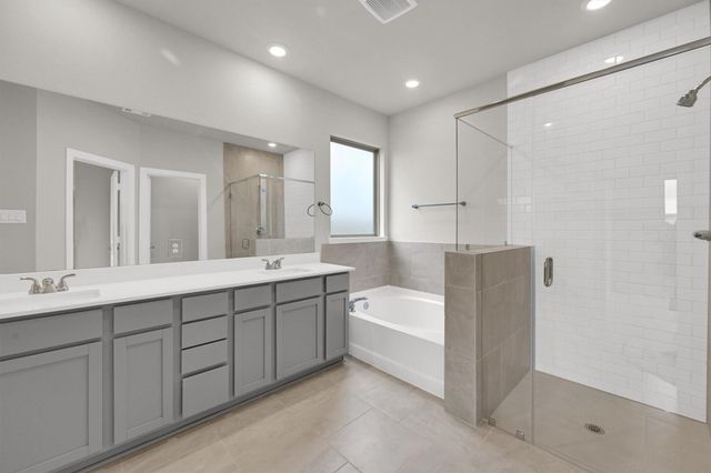 305 Stone Placa Trail, Brookshire, TX 77423