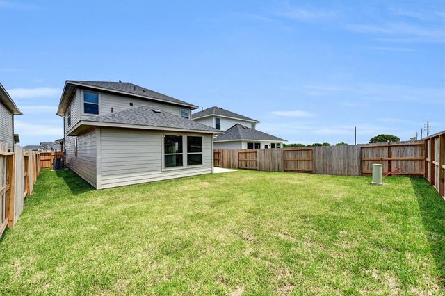 305 Stone Placa Trail, Brookshire, TX 77423