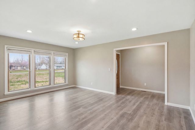 3016 Dell Dr, Hermitage, TN 37076